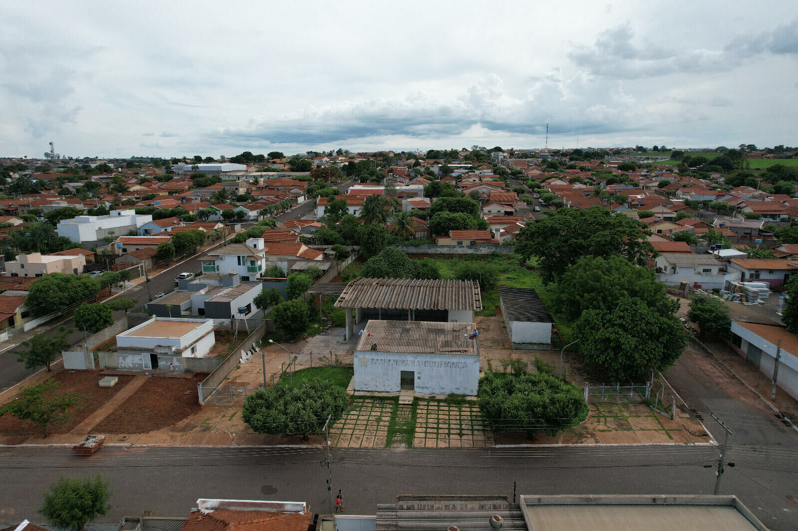 Imagem do VENDA - ÁREA INDUSTRIAL NO SETOR AEROPORTO